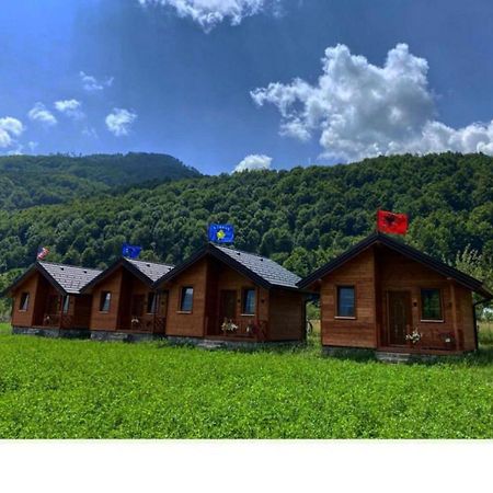 Peraj Guesthouse Vermosh Екстериор снимка