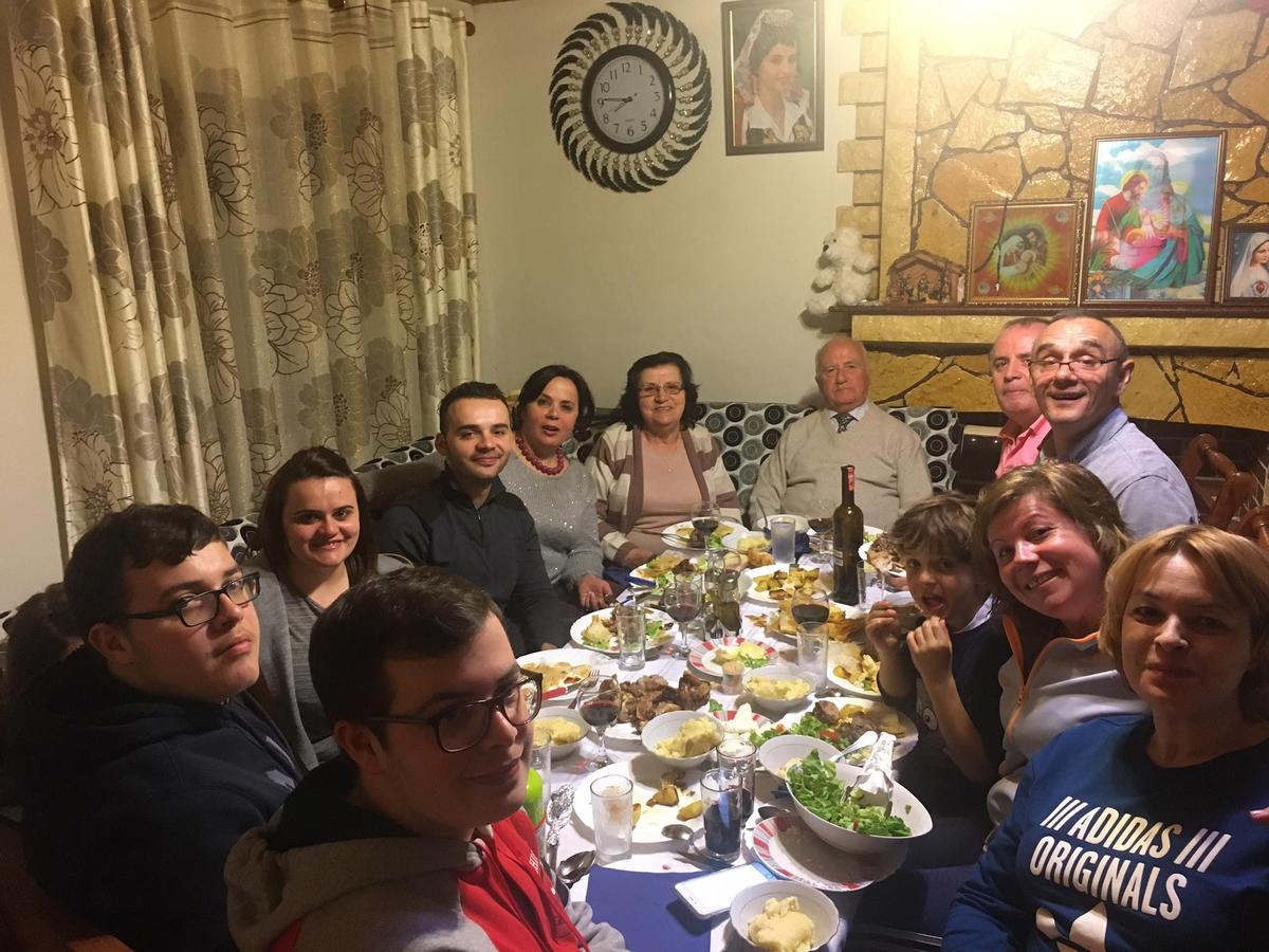 Peraj Guesthouse Vermosh Екстериор снимка